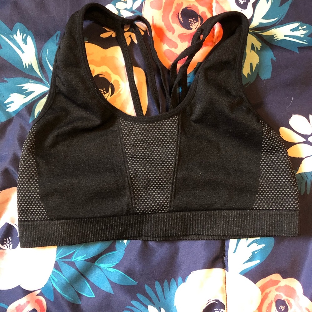 Fabletics Strappy Sports Bra